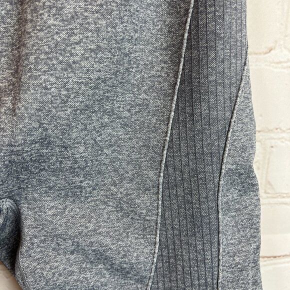 RUNNING GIRL set of 2 gray pink knit stretch leggings pants athletic S NWOT - Picture 3 of 8